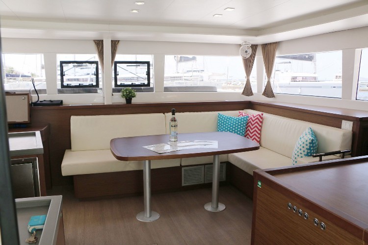 Used Sail Catamaran for Sale 2019 Lagoon 450 Layout & Accommodations